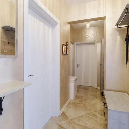 Spacious 1-bedroom דירה