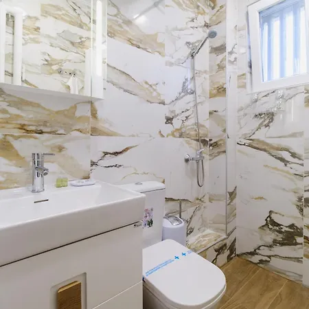 Spacious 1-bedroom פלובדיב