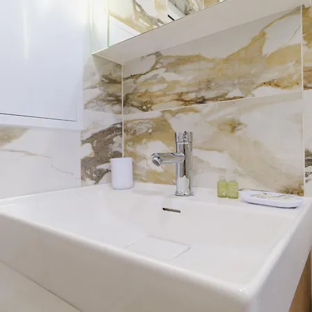 Spacious 1-bedroom * פלובדיב