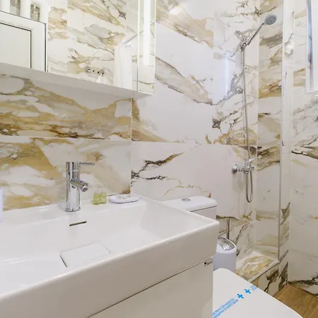 דירה Spacious 1-bedroom *